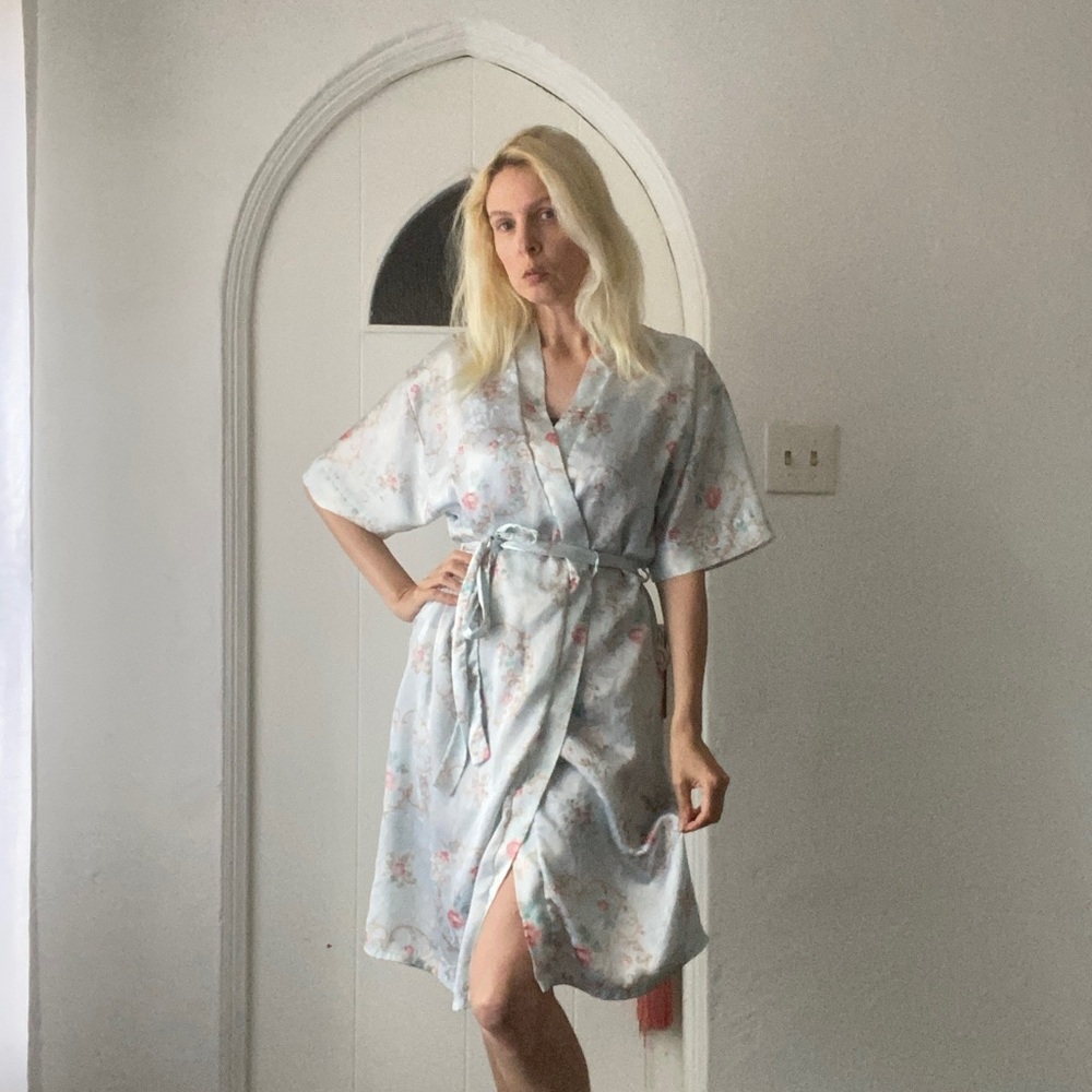 Amie’s Vintage Silky Poly Pastel Floral Matching Belt Lingerie Wrap Robe M